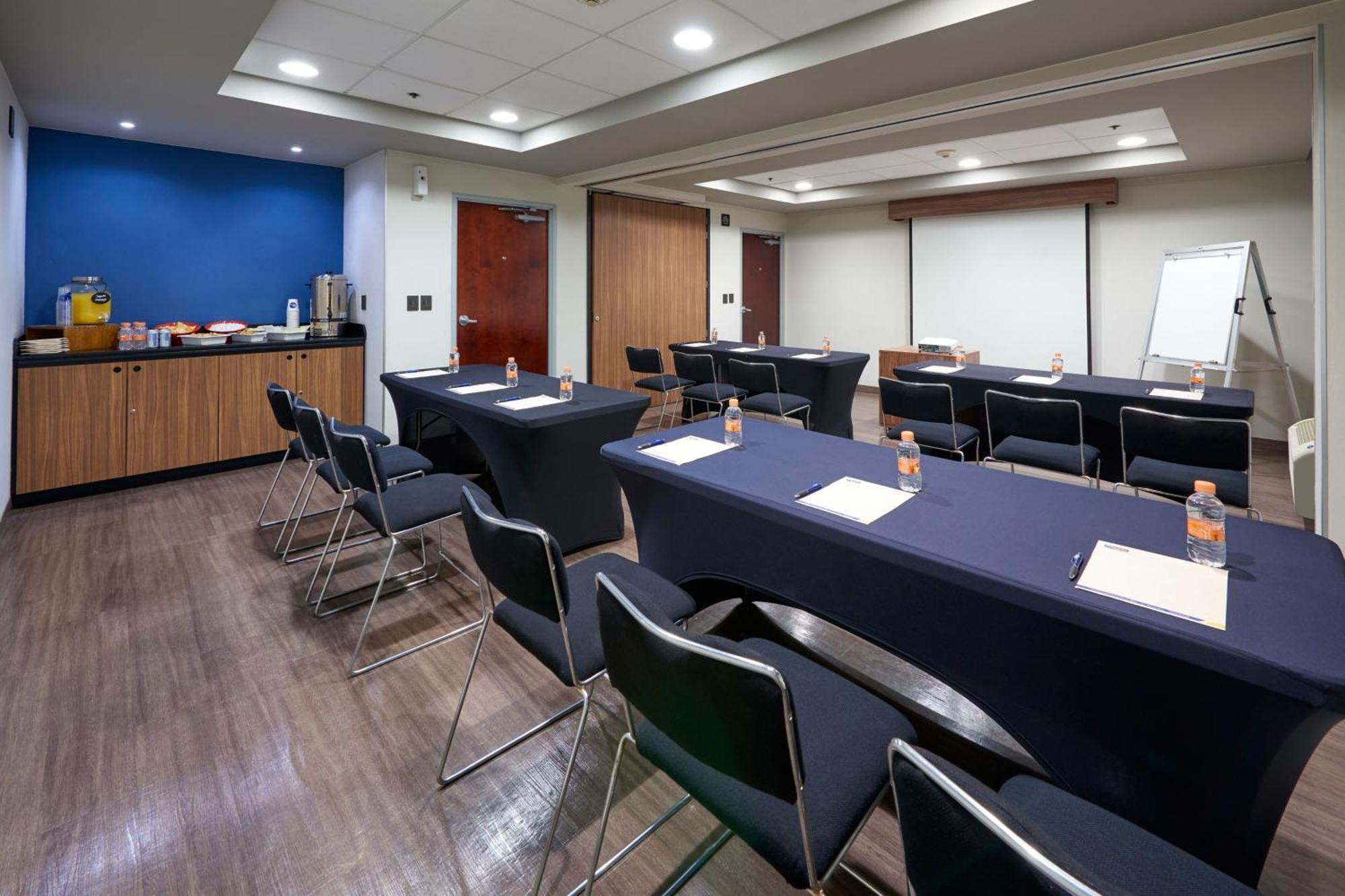 City Express By Marriott Irapuato Exterior foto