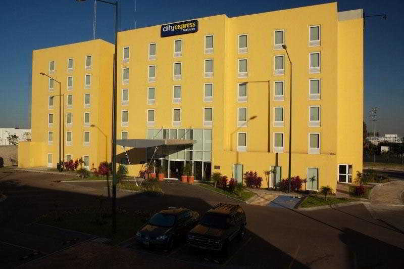 City Express By Marriott Irapuato Exterior foto
